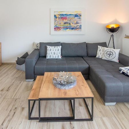 Ferienwohnung Liegeplatz Dornumersiel Ngoại thất bức ảnh