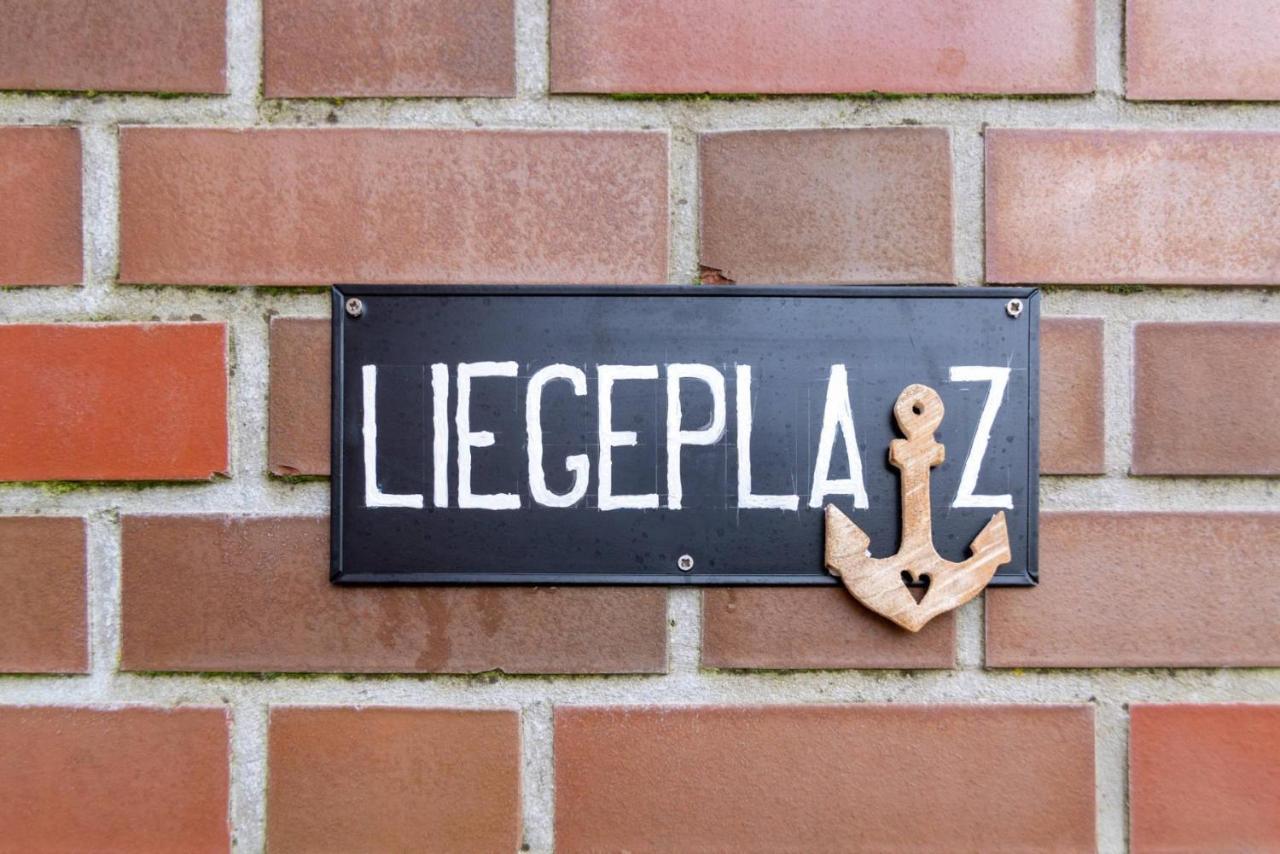 Ferienwohnung Liegeplatz Dornumersiel Ngoại thất bức ảnh