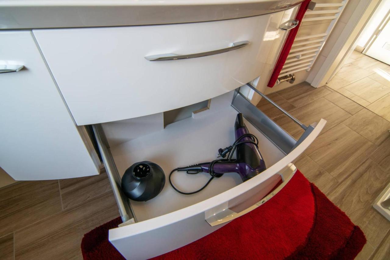 Ferienwohnung Liegeplatz Dornumersiel Ngoại thất bức ảnh